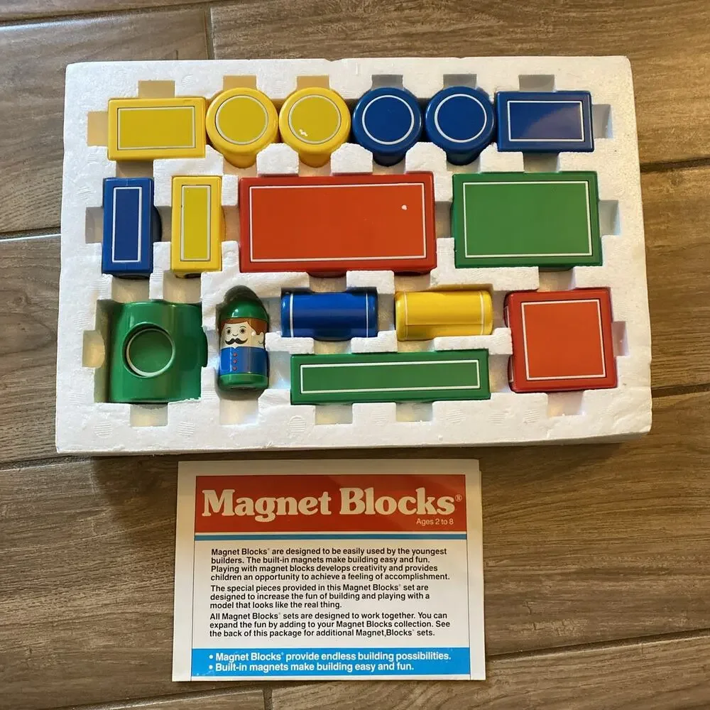 Vintage Builders Set Magnetic Block Car Figure Colorful NOS New Open Box